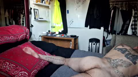 Snapshot of gnasty83 chatting on February 11, 2025, 12:49 am gnasty83 online show from February 11, 2025, 12:49 am