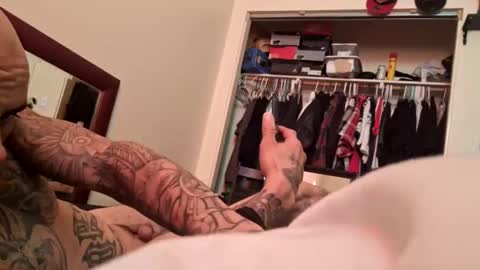 Snapshot of gnasty83 chatting on October 4, 2025, 12:41 am gnasty83 online show from October 4, 2025, 12:41 am