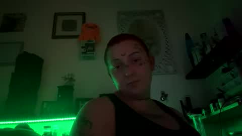 Snapshot of goddess182002 chatting on November 8, 2025, 9:35 pm goddess182002 online show from November 8, 2025, 9:35 pm