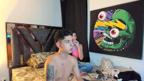 Gomez online show from October 8, 2025, 3:15 am