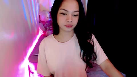 Snapshot of gorgeoustransgirl chatting on February 21, 2025, 10:50 am Emmy online show from February 21, 2025, 10:50 am