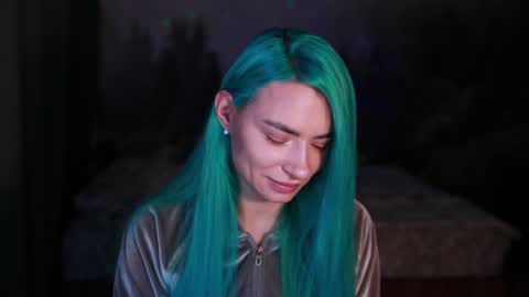 Snapshot of gracegreen chatting on December 13, 2024, 6:31 am I will be glad to see you  30 N  1800  - 2300 gmt3  online show from December 13, 2024, 6:31 am