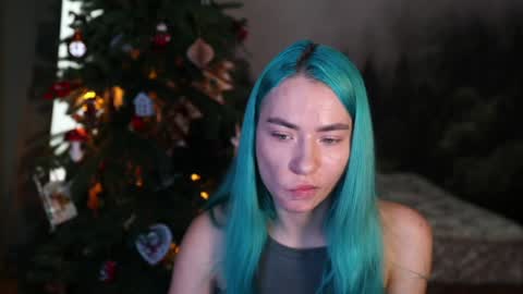 Snapshot of gracegreen chatting on December 17, 2024, 8:23 am I will be glad to see you  30 N  1800  - 2300 gmt3  online show from December 17, 2024, 8:23 am