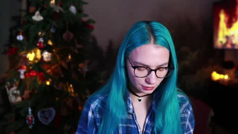 Snapshot of gracegreen chatting on December 21, 2024, 1:21 pm I will be glad to see you  30 N  1800  - 2300 gmt3  online show from December 21, 2024, 1:21 pm