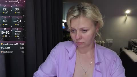 Snapshot of gray_swann chatting on February 20, 2025, 7:41 pm Ray online show from February 20, 2025, 7:41 pm