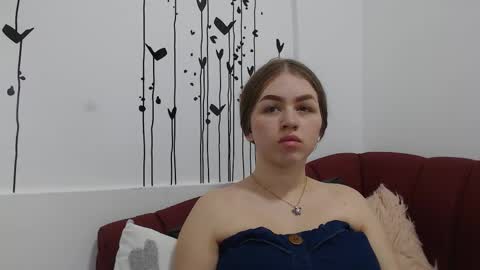 Snapshot of grecia_rouse chatting on September 16, 2025, 9:49 pm  GRECIA  online show from September 16, 2025, 9:49 pm