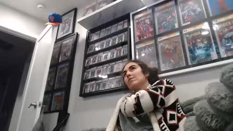 Snapshot of greekgodandgoddess chatting on February 4, 2025, 5:31 am greekgodandgoddess online show from February 4, 2025, 5:31 am