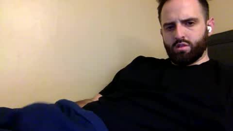 Snapshot of grobs123 chatting on December 18, 2024, 3:58 am grobs123 online show from December 18, 2024, 3:58 am