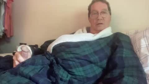 Snapshot of gwashere4u chatting on September 10, 2025, 3:12 pm gwashere4u online show from September 10, 2025, 3:12 pm