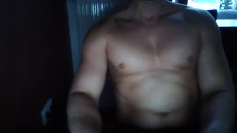 Snapshot of gymxxx_ chatting on January 2, 2025, 12:57 pm gymxxx_ online show from January 2, 2025, 12:57 pm