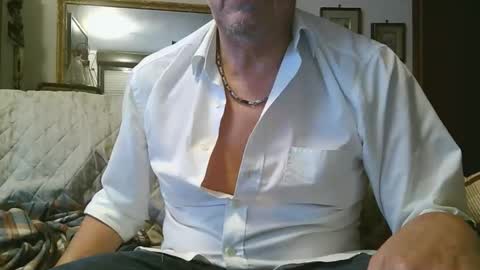 Snapshot of gyrdy chatting on February 19, 2025, 6:10 pm gyrdy online show from February 19, 2025, 6:10 pm