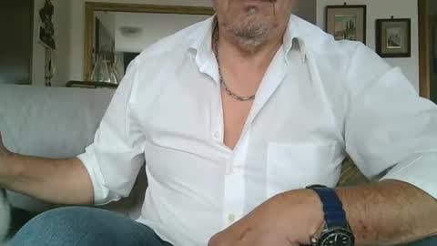 Snapshot of gyrdy chatting on March 10, 2025, 2:26 pm gyrdy online show from March 10, 2025, 2:26 pm