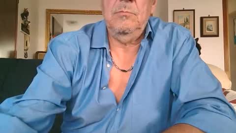 Snapshot of gyrdy chatting on October 19, 2025, 3:12 pm gyrdy online show from October 19, 2025, 3:12 pm