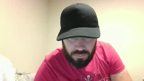 Snapshot of gzimport01 chatting on November 1, 2025, 12:01 am gzimport01 online show from November 1, 2025, 12:01 am