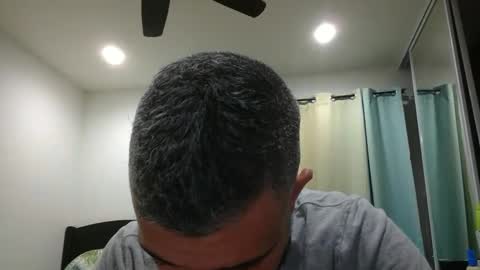 Snapshot of h0nest84 chatting on December 23, 2024, 6:55 am h0nest84 online show from December 23, 2024, 6:55 am