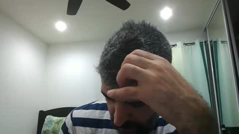 Snapshot of h0nest84 chatting on January 31, 2025, 6:57 am h0nest84 online show from January 31, 2025, 6:57 am