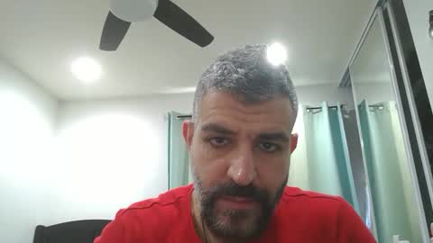 Snapshot of h0nest84 chatting on February 16, 2025, 5:15 pm h0nest84 online show from February 16, 2025, 5:15 pm