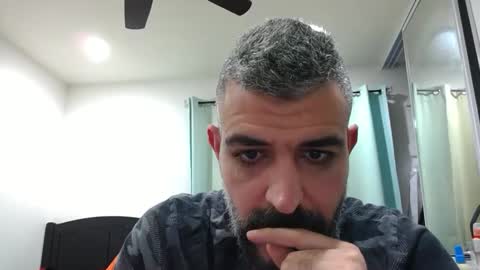 Snapshot of h0nest84 chatting on March 10, 2025, 3:01 am h0nest84 online show from March 10, 2025, 3:01 am