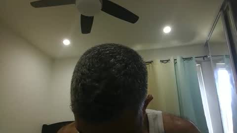 Snapshot of h0nest84 chatting on October 25, 2025, 5:40 pm h0nest84 online show from October 25, 2025, 5:40 pm