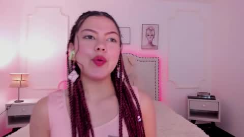 Snapshot of hade_se chatting on January 9, 2025, 7:42 am Eva online show from January 9, 2025, 7:42 am