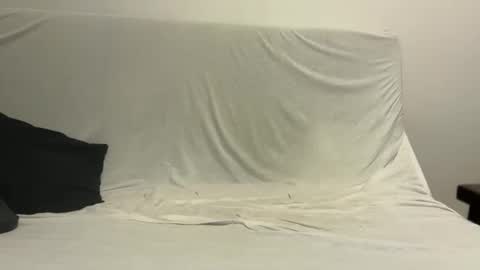 Snapshot of hahabenizxd chatting on October 11, 2025, 12:32 am hahabenizxd online show from October 11, 2025, 12:32 am