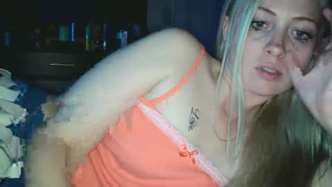 Snapshot of haileyakuma69 chatting on October 5, 2025, 4:22 am Hailey and d online show from October 5, 2025, 4:22 am