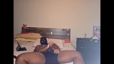 Snapshot of handsallover242 chatting on October 20, 2025, 7:14 pm handsallover242 online show from October 20, 2025, 7:14 pm