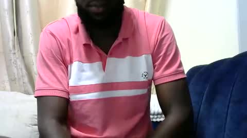 handsome king online show from December 7, 2024, 3:47 am