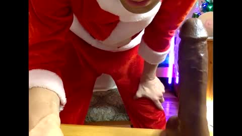 Snapshot of handsomealfie chatting on December 21, 2024, 11:45 pm HandsomeAlfie online show from December 21, 2024, 11:45 pm