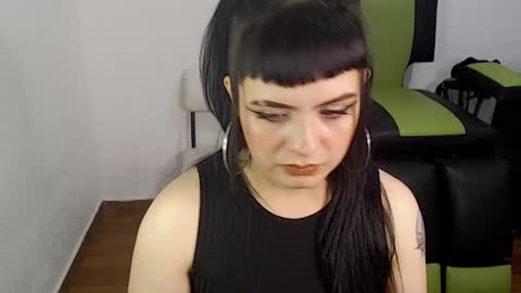 Snapshot of hanna99moon chatting on December 21, 2024, 7:56 am JUANA online show from December 21, 2024, 7:56 am