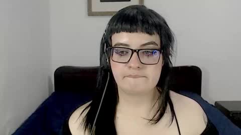 Snapshot of hanna99moon chatting on September 17, 2025, 4:36 am JUANA online show from September 17, 2025, 4:36 am