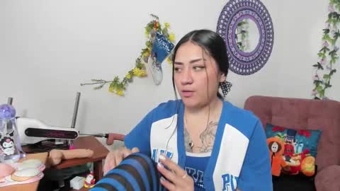 Snapshot of hanna_moore1 chatting on December 28, 2024, 4:30 pm Camila online show from December 28, 2024, 4:30 pm