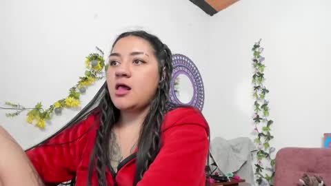 Snapshot of hanna_moore1 chatting on January 22, 2025, 9:43 pm Camila online show from January 22, 2025, 9:43 pm