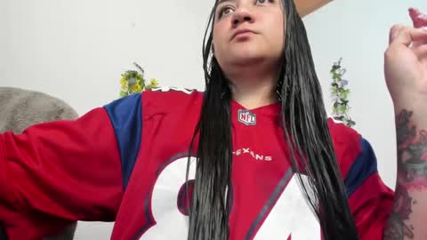 Snapshot of hanna_moore1 chatting on February 24, 2025, 7:09 pm Camila online show from February 24, 2025, 7:09 pm