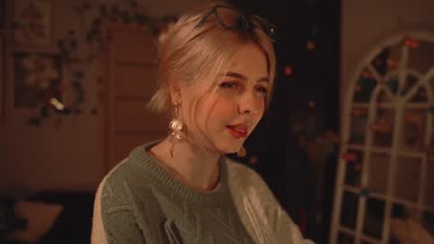 Snapshot of hannasthesia chatting on December 19, 2024, 1:50 am Hanna online show from December 19, 2024, 1:50 am