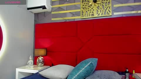 Snapshot of hanny_milf_ chatting on December 27, 2024, 11:39 am HANNY online show from December 27, 2024, 11:39 am