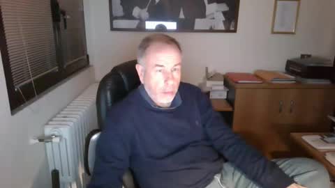 hanscooper online show from December 7, 2024, 5:42 pm