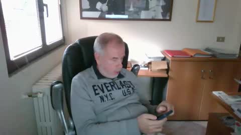 hanscooper online show from October 22, 2025, 2:06 pm