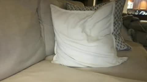 Snapshot of hardd218 chatting on November 9, 2025, 5:06 am hardd218 online show from November 9, 2025, 5:06 am