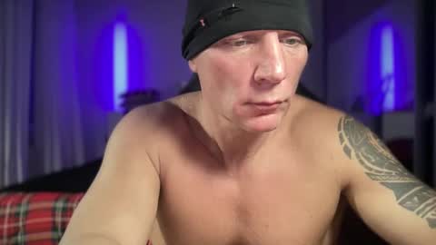 Snapshot of hardmattsteel chatting on December 8, 2024, 1:14 pm MATTSTEEL - ITALIAN STALLION online show from December 8, 2024, 1:14 pm