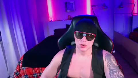 Snapshot of hardmattsteel chatting on March 7, 2025, 11:27 pm MATTSTEEL - ITALIAN STALLION online show from March 7, 2025, 11:27 pm