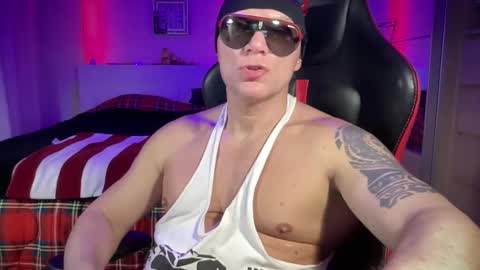 Snapshot of hardmattsteel chatting on March 9, 2025, 1:04 am MATTSTEEL - ITALIAN STALLION online show from March 9, 2025, 1:04 am