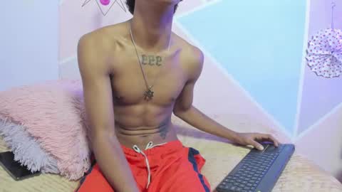 Snapshot of haresandpame_mds chatting on February 5, 2025, 6:59 pm Hares online show from February 5, 2025, 6:59 pm