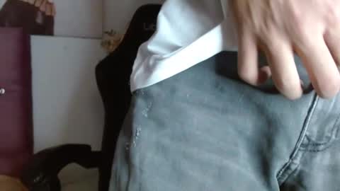 Snapshot of haresandpame_mds chatting on March 4, 2025, 12:33 pm Hares online show from March 4, 2025, 12:33 pm