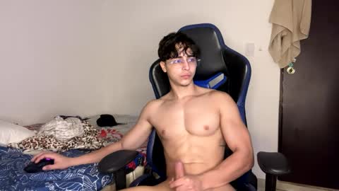 Snapshot of harry_p01 chatting on September 22, 2025, 3:36 pm harry_p01 online show from September 22, 2025, 3:36 pm