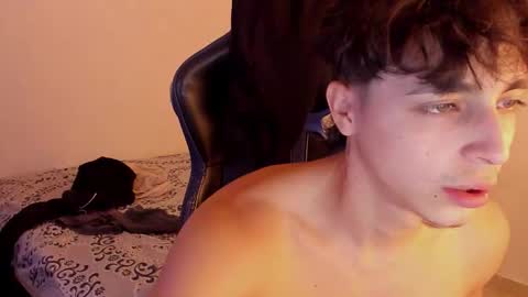 Snapshot of harry_p01 chatting on November 10, 2025, 10:31 pm harry_p01 online show from November 10, 2025, 10:31 pm