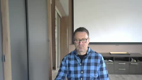 Snapshot of harrysnake chatting on October 10, 2025, 8:13 am HarrySnake online show from October 10, 2025, 8:13 am