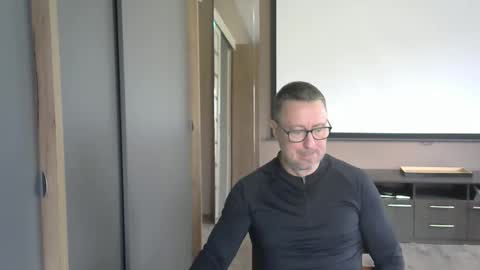 Snapshot of harrysnake chatting on October 15, 2025, 6:57 am HarrySnake online show from October 15, 2025, 6:57 am