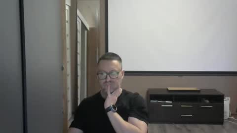 Snapshot of harrysnake chatting on October 16, 2025, 1:45 pm HarrySnake online show from October 16, 2025, 1:45 pm