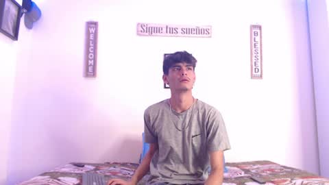 Snapshot of harrythomson1 chatting on January 15, 2025, 4:57 am harry thomson online show from January 15, 2025, 4:57 am